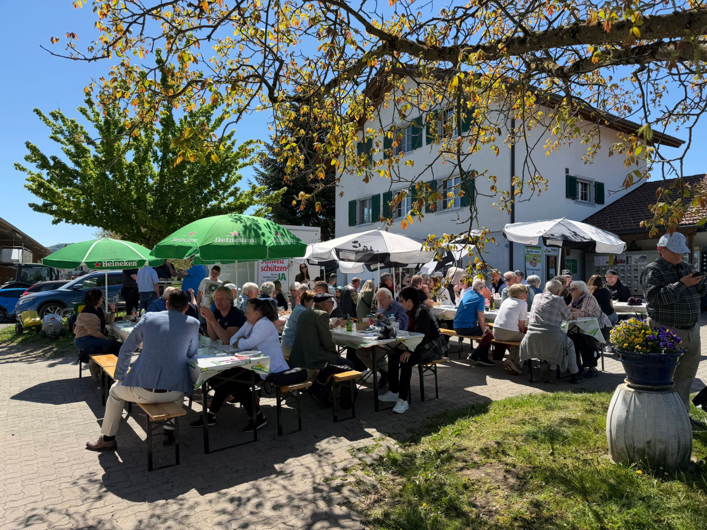 Friedliches 1. Mai-Fest der SVP Dietikon